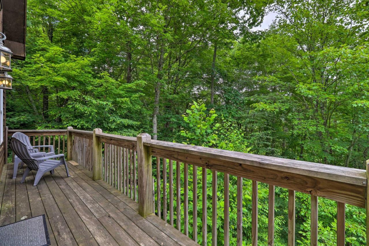 Cozy Boone Cabin With Deck Close To Downtown! 외부 사진